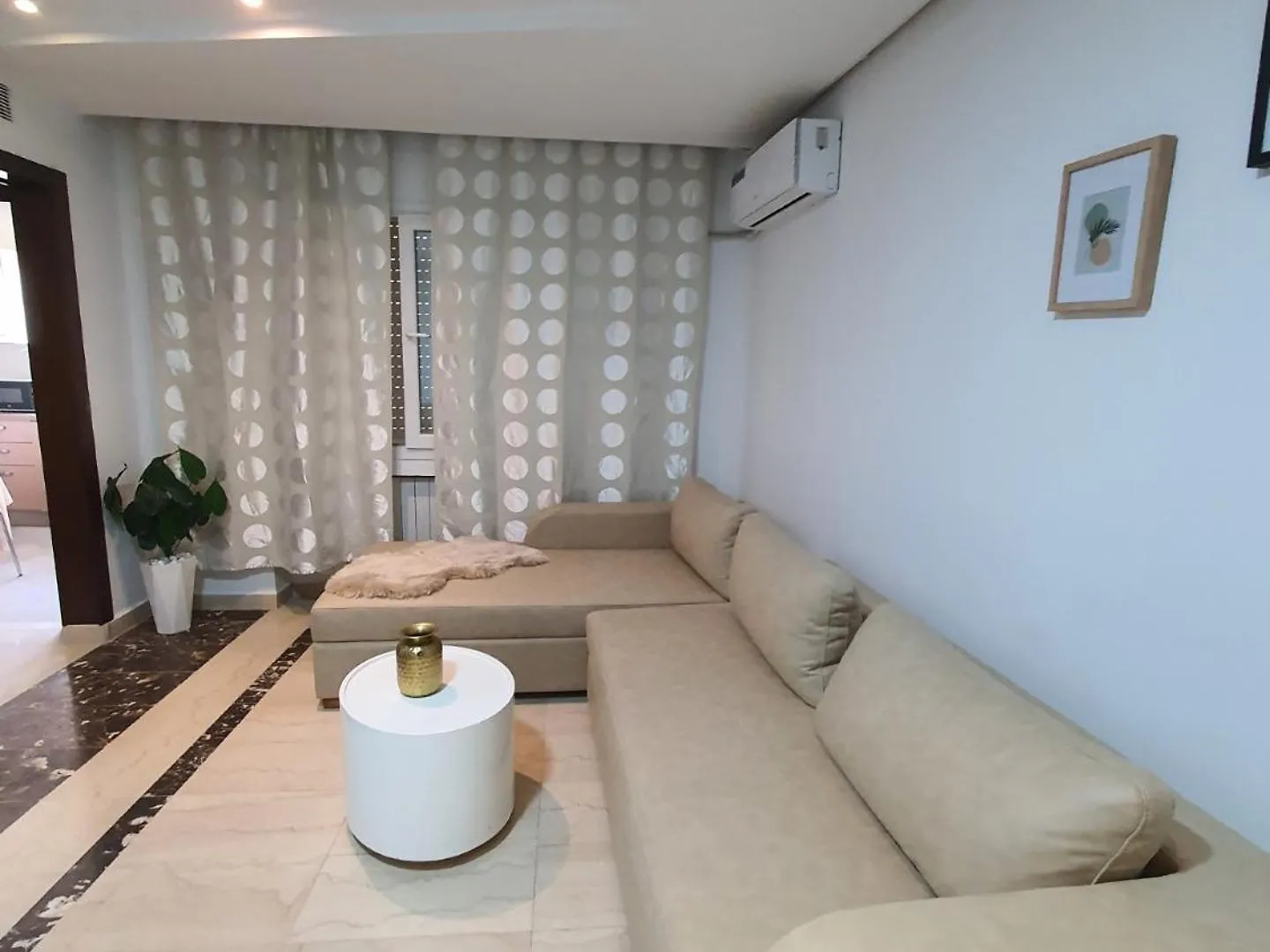 Dar Kmar 2 Apartment Tunis Tunisia